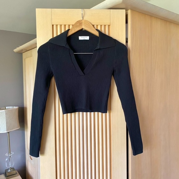 Aritzia Babaton Sculpt Knit Polo Longsleeve sweater top black - Picture 3 of 6